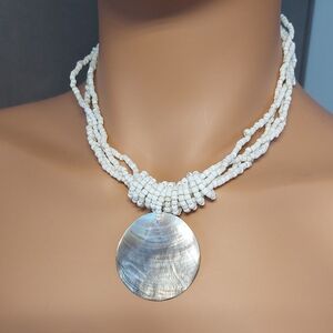 16.5" White Seed Bead Necklace Shell Pendant